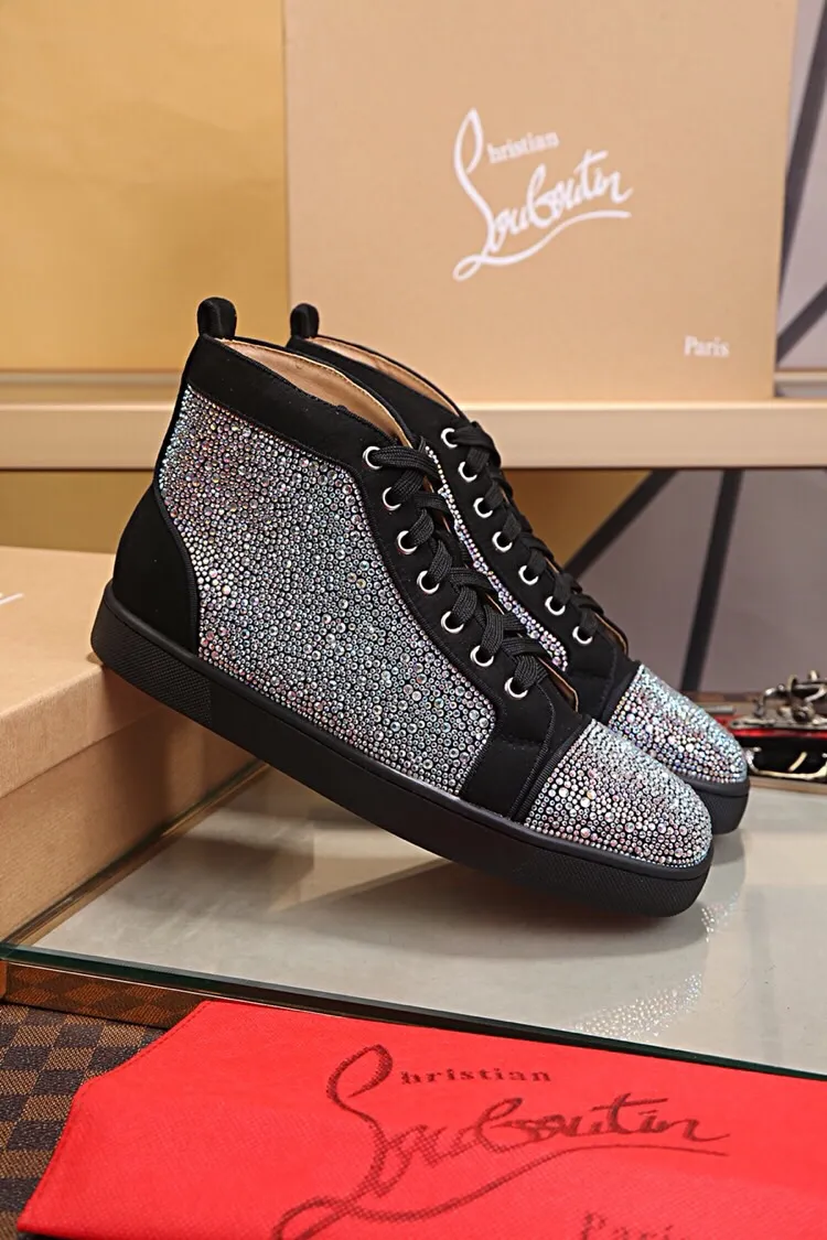 Ex-factory price 480. christian louboutin (CL red sole shoes) counter hot diamond series, high-top casual sneakers for couples 📢 📢 📢 Exclusive hot style release 🎈🎈💪 Movable latex feet 👻 Finished outsole sewing line [satisfied] 😝Female 35-40# Male 38#-46, global supply😝 [Top version]: original imported cowhide upper, top original leather lining, original molded TPU outsole, original 1:1 detail processing, original shoe last, large quantity available from stock,